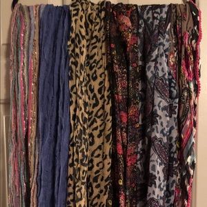 Women’s scarves